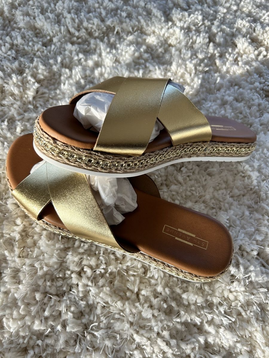 Scarpe da donna: Goldene Sommerschuhe – Nuovo e nell'imballaggio originale da Rorschach venduto da fla_62jm 1