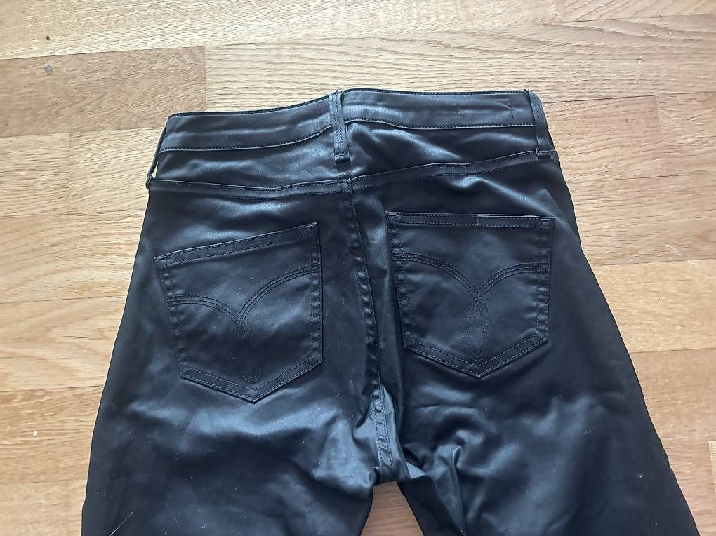 Jeans: Calvin Klein Lederartige Kinderjeans – Nuovo e nell'imballaggio originale da Rotkreuz venduto da MASI17 2
