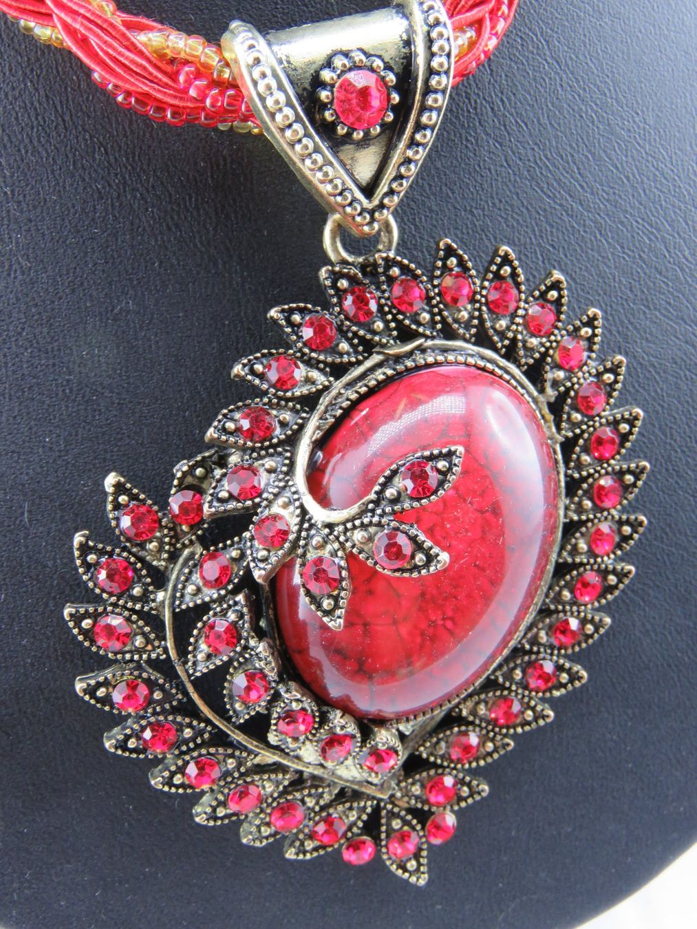 Catenine: Süesses Collier mit Ohrringen - rot - Glitzersteine – Nuovo (secondo la descrizione) da Grenchen venduto da Yamahwildstar16 2
