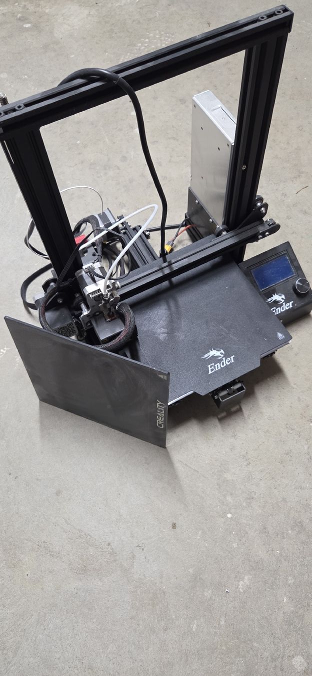 Creality Stampanti 3D: Creality Ender 3 Pro – Usato da bennau venduto da Nibue93 2