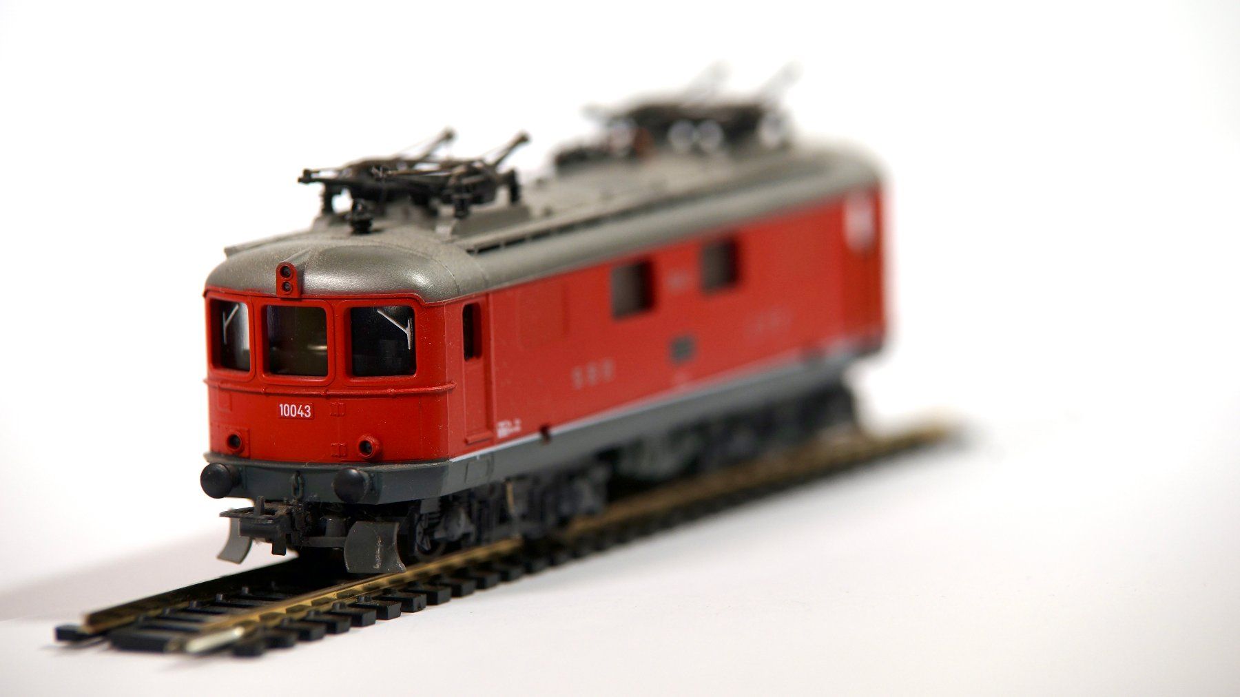 Lima Modelleisenbahnen: Lima SBB Re 4/4 DC – Neu (gemäss Beschreibung) aus Rebstein von osk_zt2c