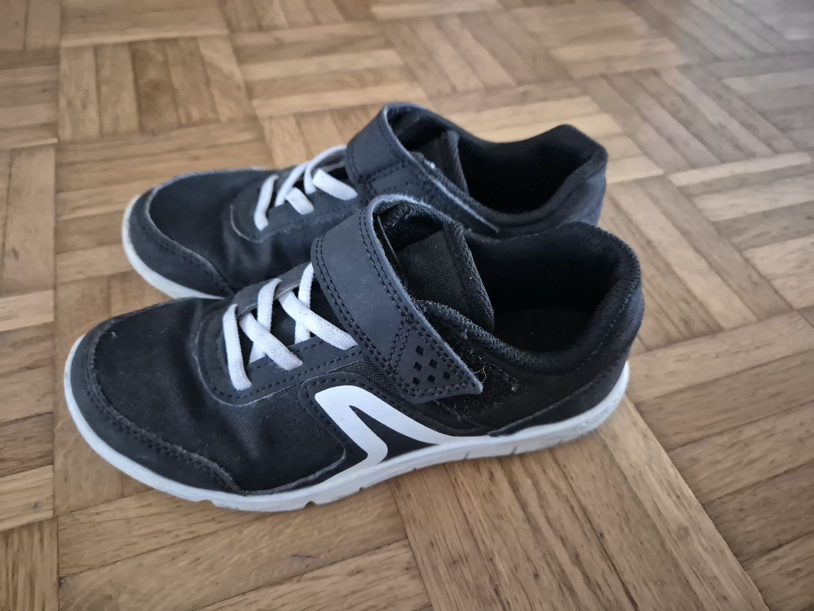Scarpe per ragazzi: Schuhe Gr. 33 – Usato da Kappel SO venduto da tiger1921 2