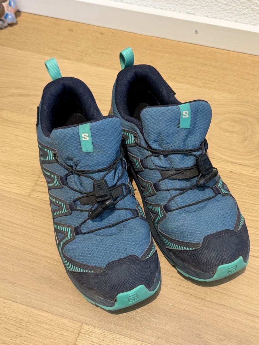 Salomon Schuhe für Jungen: Schuhe Salomon 38 Grüsse – Gebraucht aus Uitikon Waldegg von lin_bth8