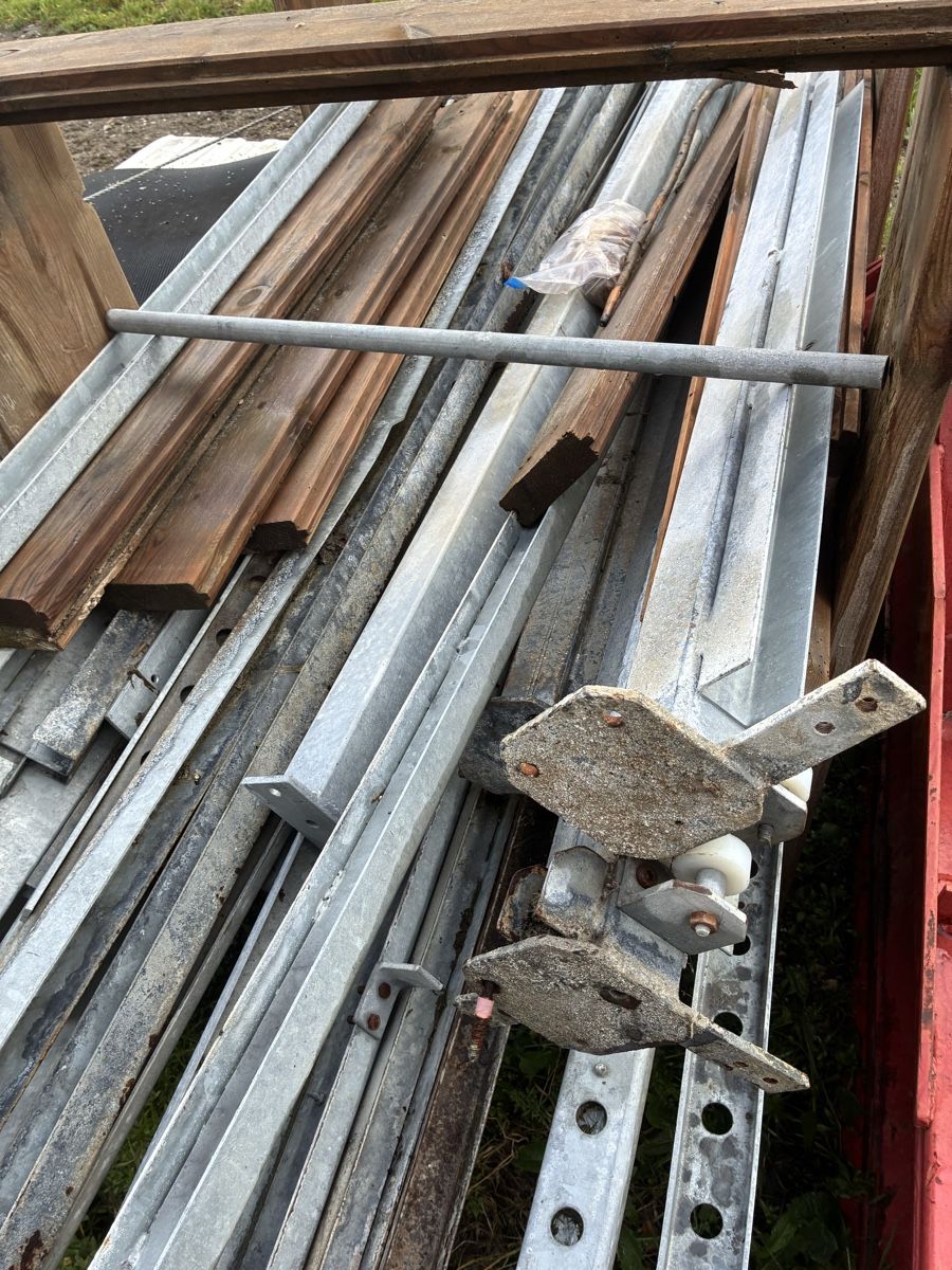 Accessori per la stalla: Pferdeboxen – Usato da Mühlethurnen venduto da Budi84 2