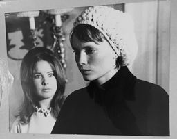 Grosses Foto Mia Farrow & Diane Grayson 1971