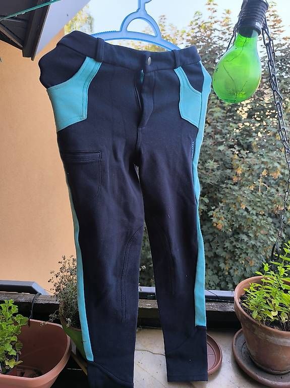 Pantaloni: Pantalon équitation fille 8ans  – Usato da Estavayer-le-Lac venduto da cht_55s8 4