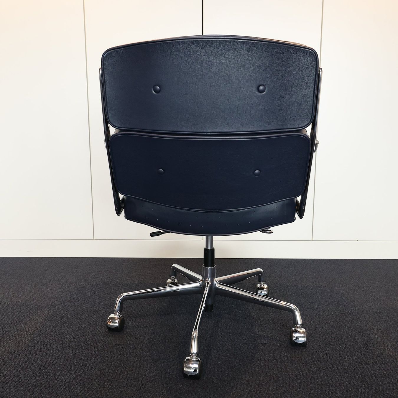 Vitra Stühle: Vitra Lobby Chair ES 104 – Gebraucht aus Affoltern am Albis von Zapro 3