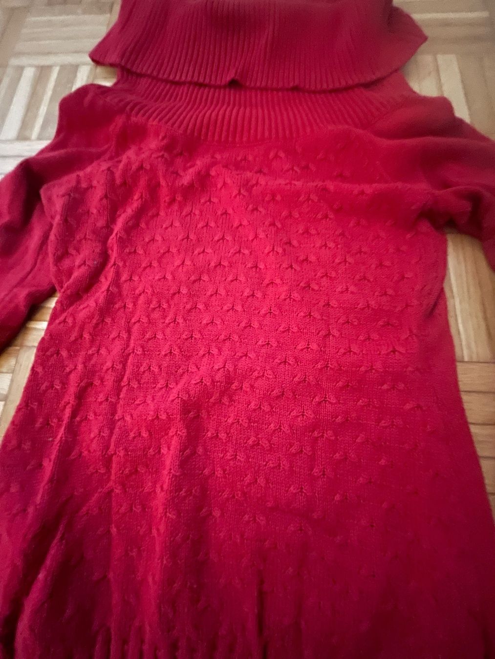 Guess Maglioni & Felpe: Schöner Guess Pullover – Usato da Zürich venduto da Miush999 1