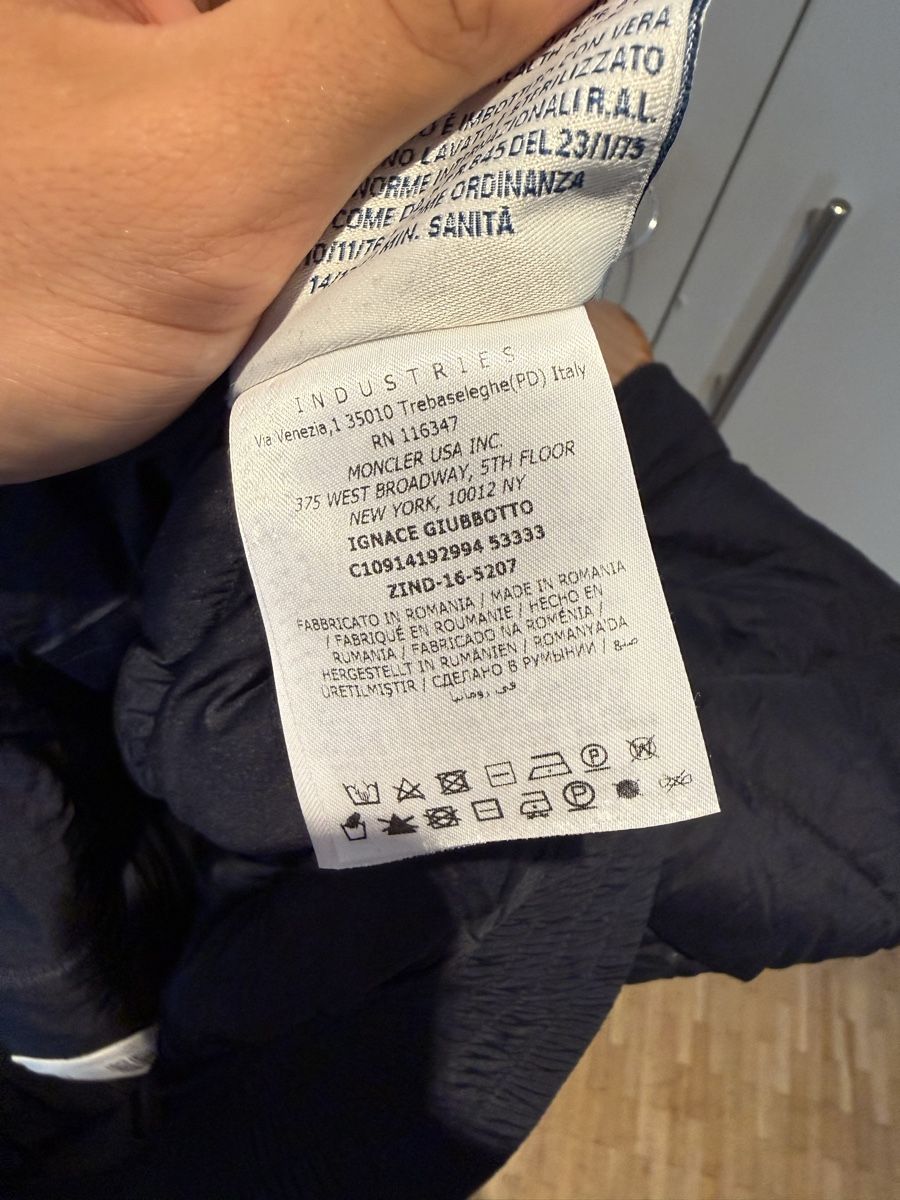 Moncler Jacken: Moncler Down Jacket – Gebraucht aus Genève von SG_73 2