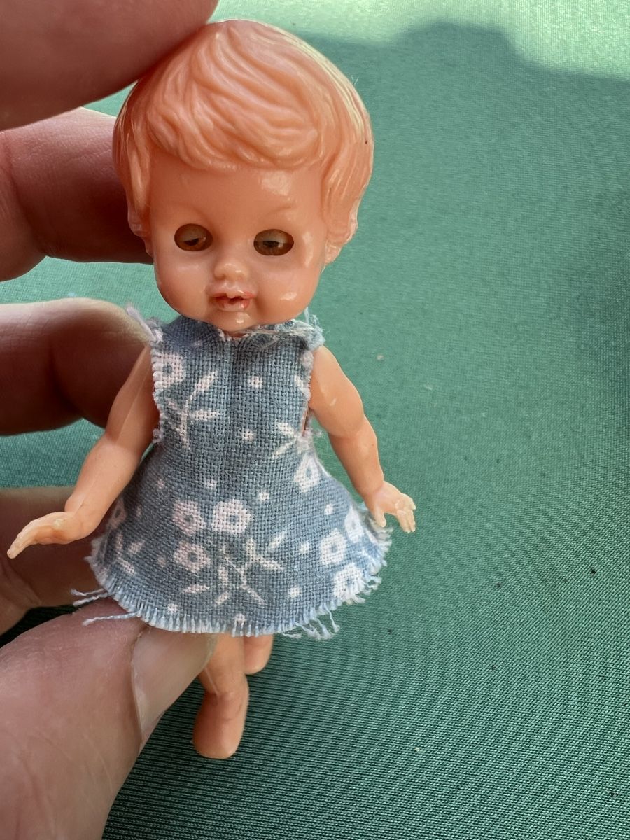 Puppen: 2 Antike kleine Püppchen mit Schlafstelle – Gebraucht aus Steckborn von Holiday66 3