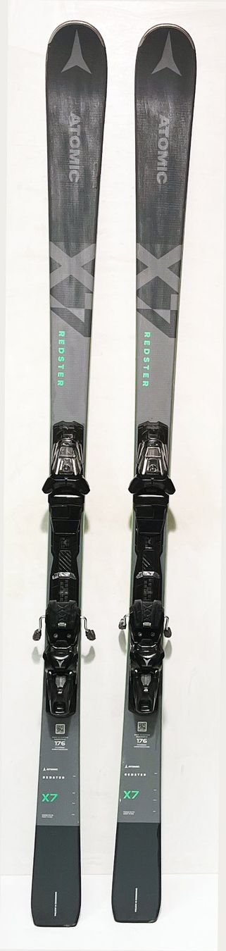 Atomic Skis: ATOMIC REDSTER X7   176 cm; eine Saison gebraucht – D'occasion à Brüttisellen par SkiverkaufStepan