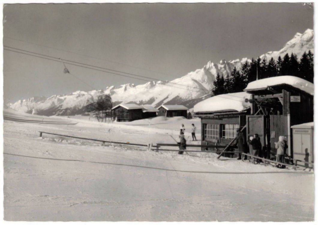 Cartoline postali: Obersaxen - Skilift – Usato da Binningen venduto da Mountainrider