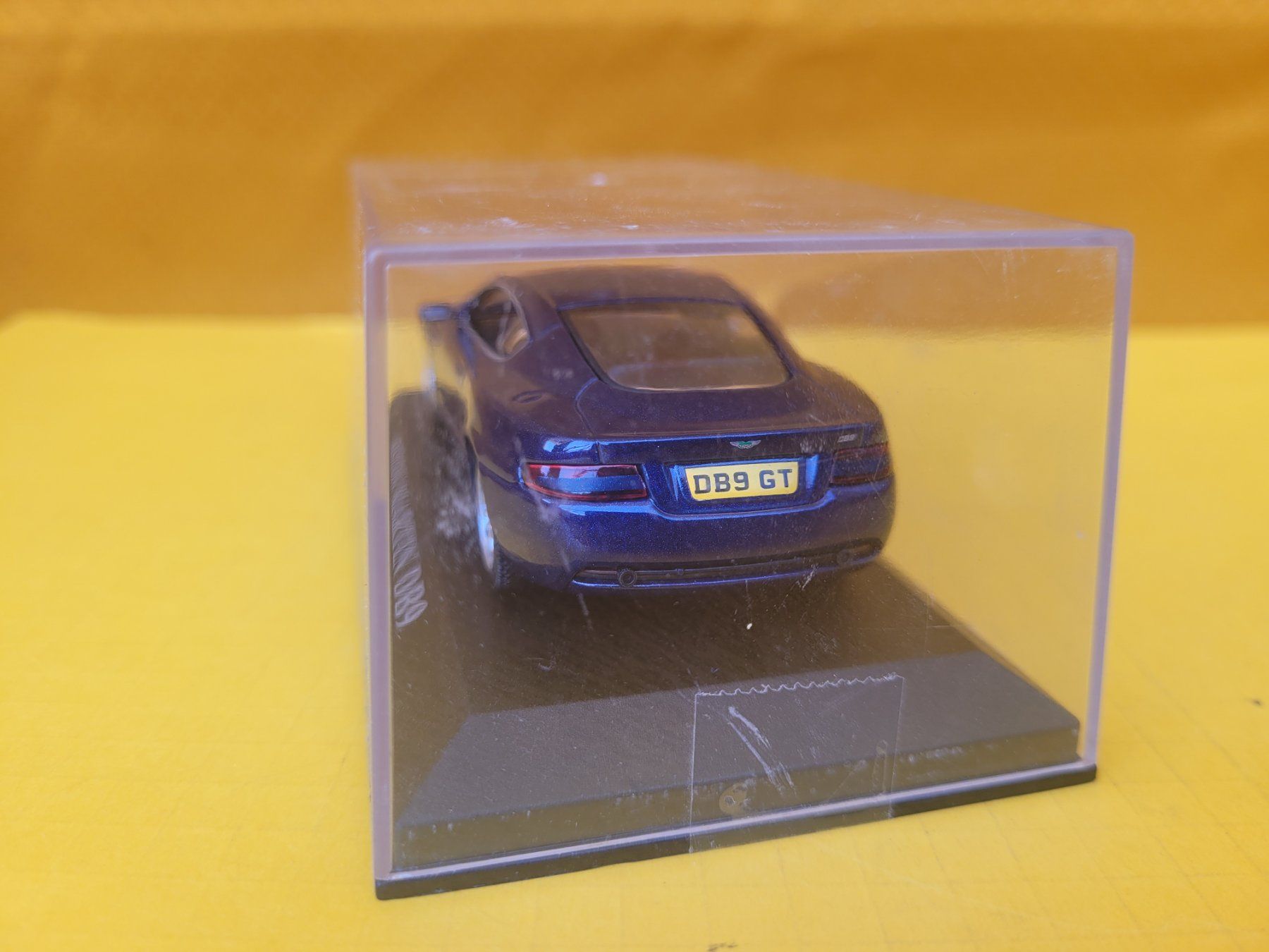 Aston Martin Modellautos: Aston Martin DB9 1:43 – Neu (gemäss Beschreibung) aus Domdidier von Bimbo57 3