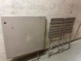 Bistro Set 2 Klappstühle + 1 Rechteck Tisch 70x70cm Metall