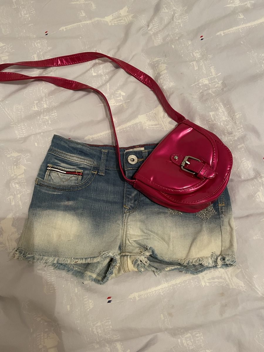 Tommy Hilfiger Hosen: Shorts Jeans Tommy Hilfiger,Grösse 128 – Gebraucht aus Hünibach von Falken83