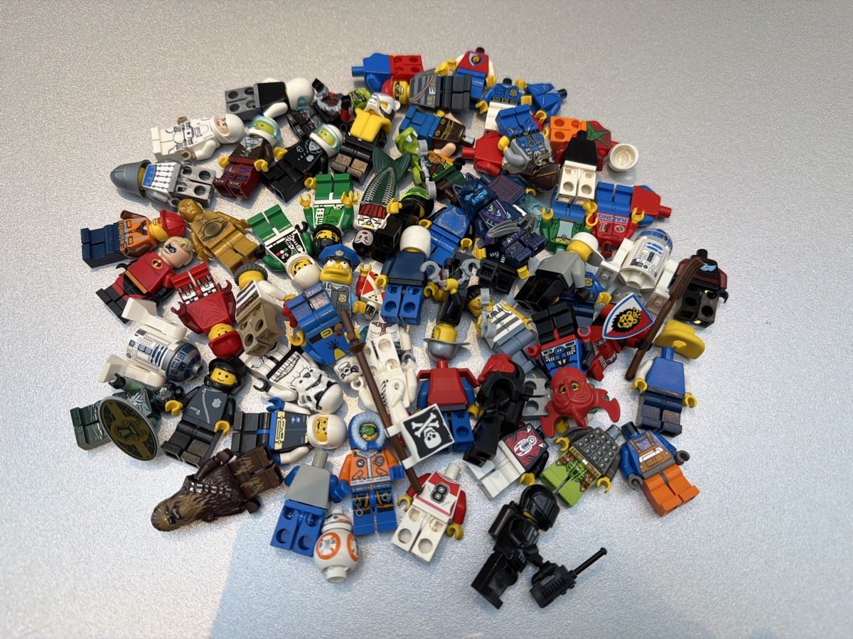 Lego Baukästen: Lego Minifiguren Konvolut – Gebraucht aus Henau von Lenko01