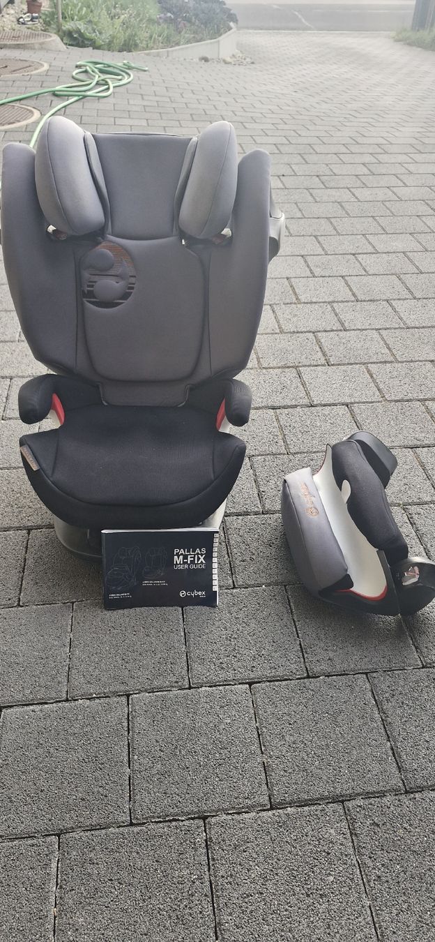 Cybex Seggiolini per auto: Cybex Pallas M-Fix 9-36 kg – Usato da Schinznach-Bad venduto da Korok