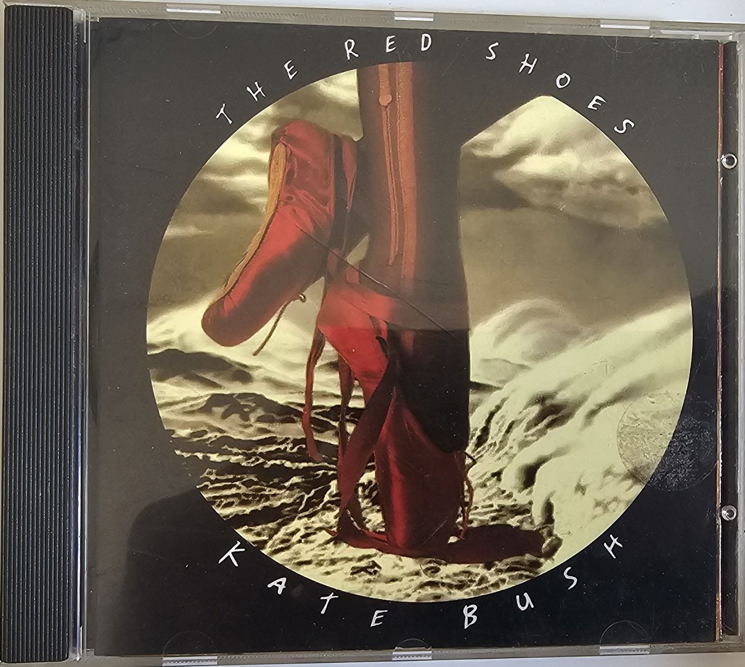 CDs: KATE BUSH - THE RED SHOES – Gebraucht aus Merishausen von