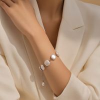 Schickes Weisses Perlen Armband Vergoldet