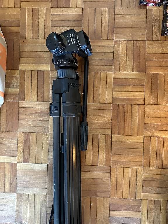 Camcorder: Videografieset Sony DCR-VX1000E – Gebraucht aus Aarau von sole-soleil 2