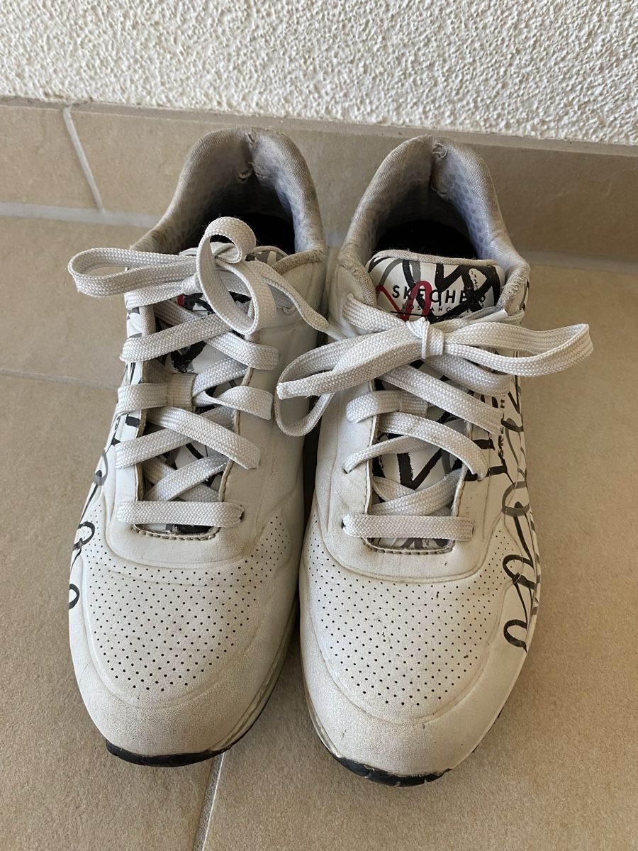 Skechers Scarpe da donna: SKECHERS Sneaker 'Uno - Spread The Love' Grösse 38 – Usato da Grasswil venduto da pp7830