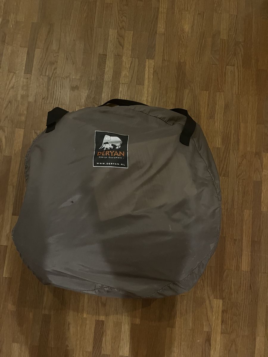 Deryan Alri letti & mobili per bambini: Deryan Travel Cot - Spielzelt – Usato da Zürich venduto da torokbalint84 2
