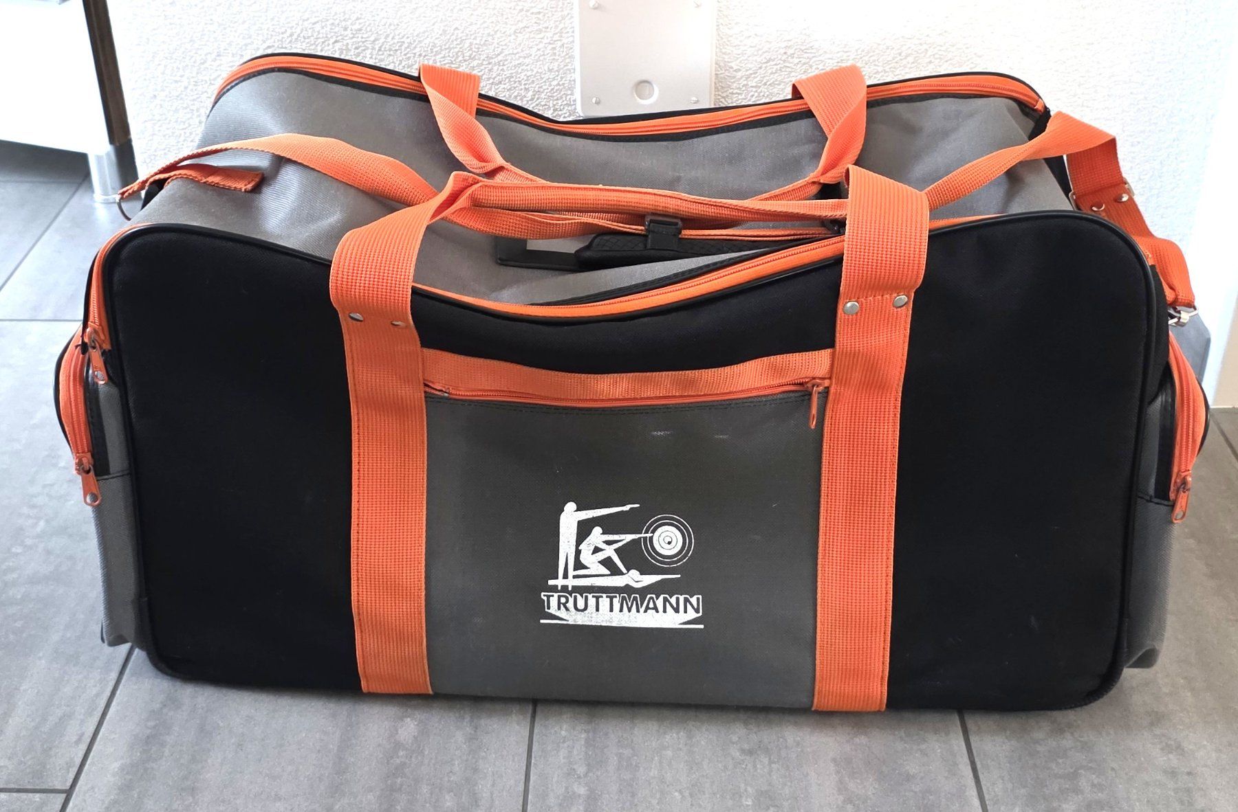 Borse: Sportschiessen Tasche Truttmann – Usato da Merenschwand venduto da Tfsim007