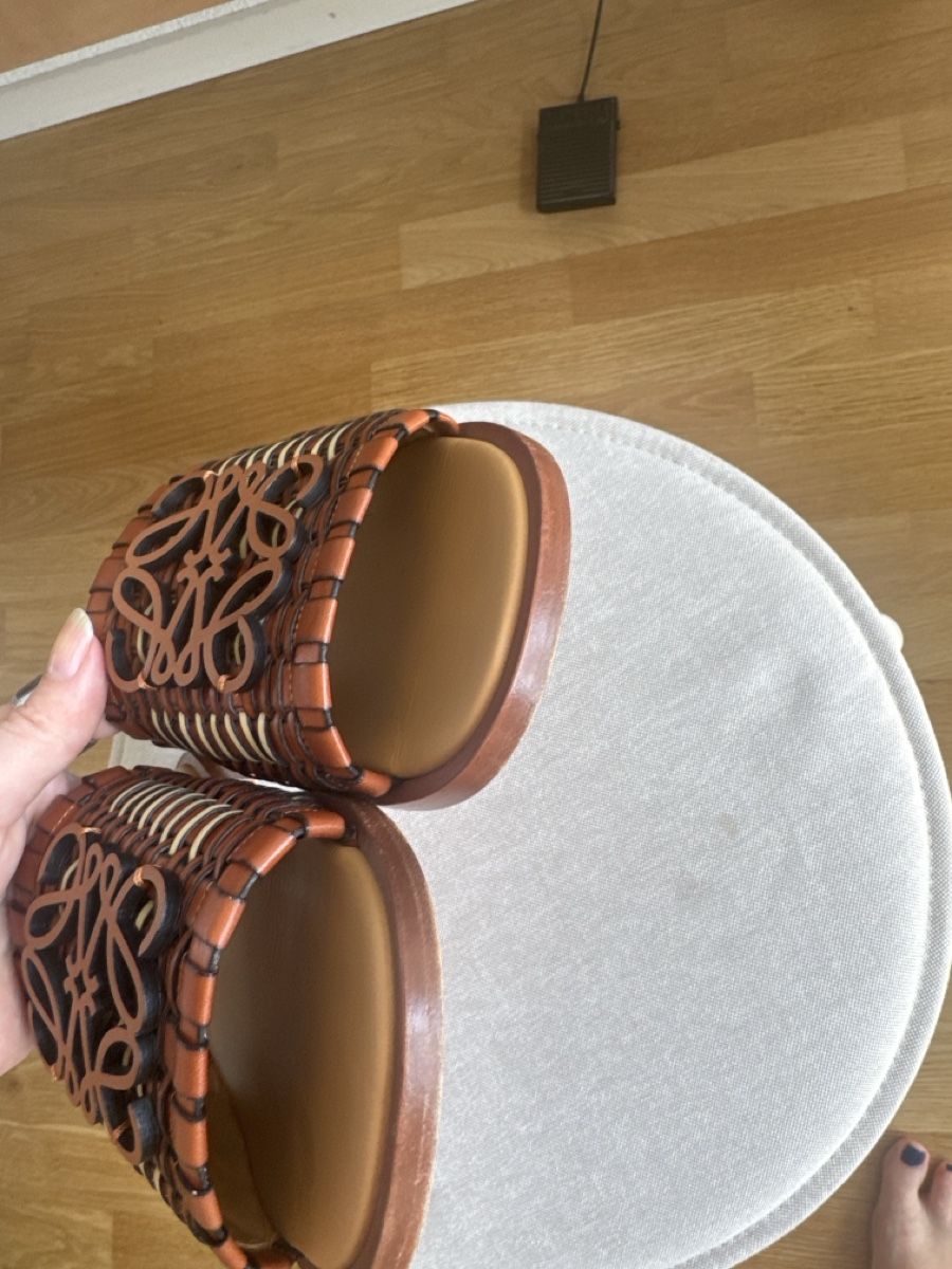 Loewe Scarpe da donna: LOEWE Woven Slides Sandals Size 38  – Usato da Fribourg venduto da ksu_65bh 2