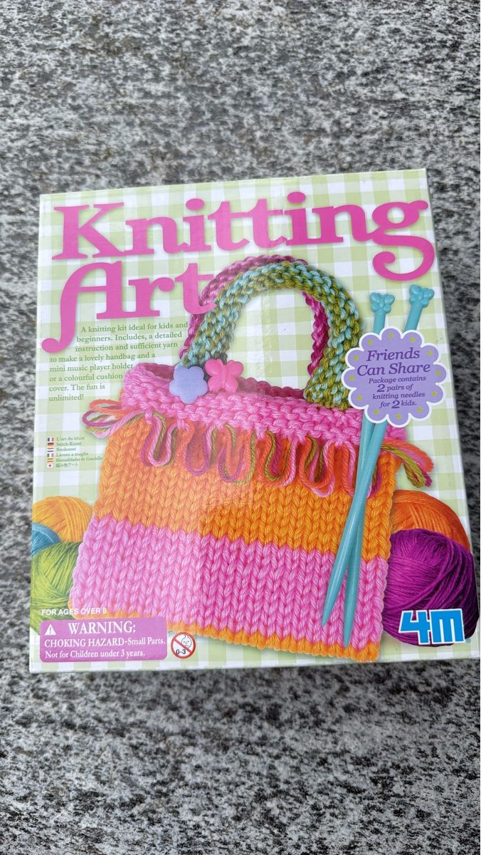 Kit bricolage: Kit per maglia per bambini con aghi plastica – Nuovo e nell'imballaggio originale da Roveredo GR venduto da ang_cc9l