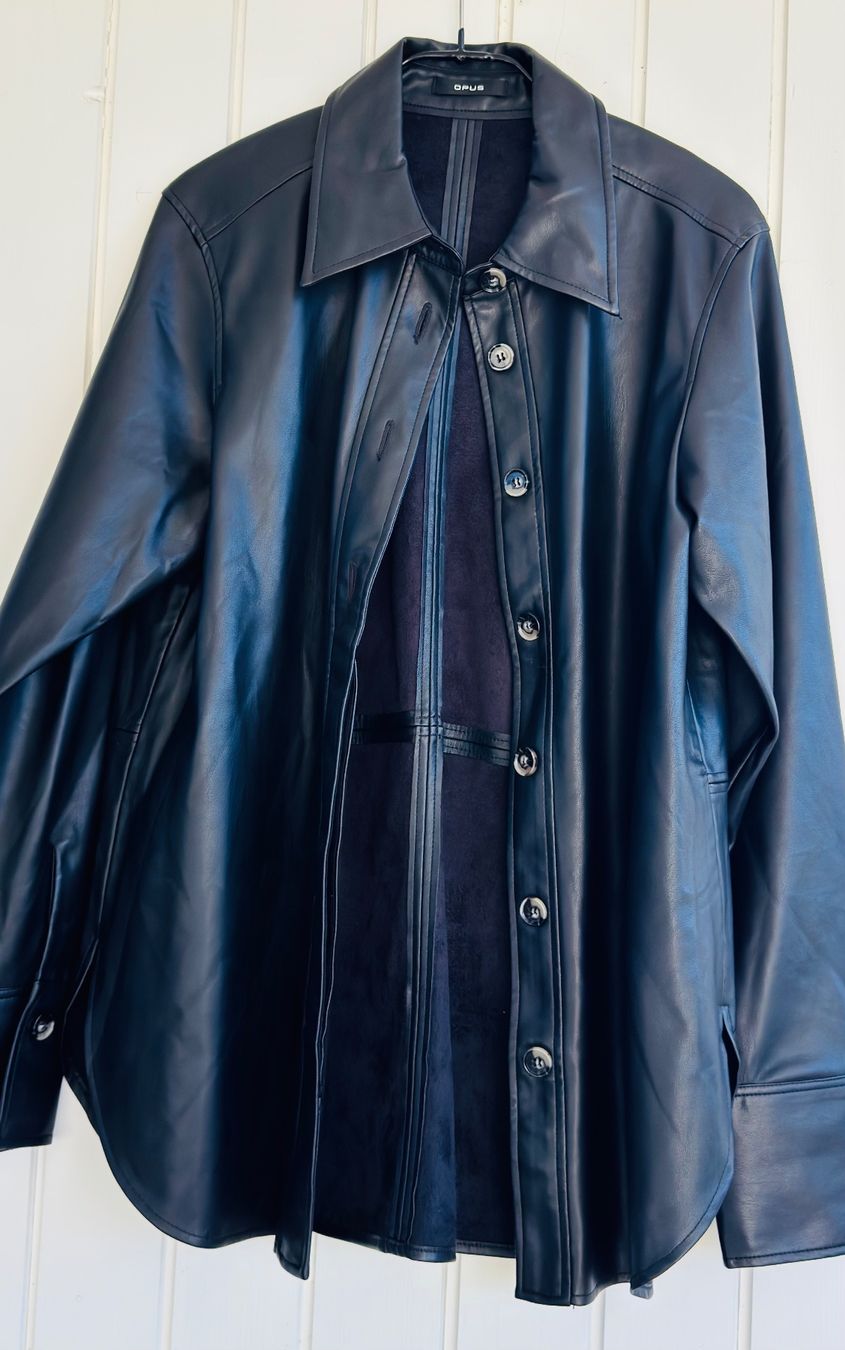 Vestes: Jacke – Neuf (Voir description) à Mörschwil par Mirka019 1