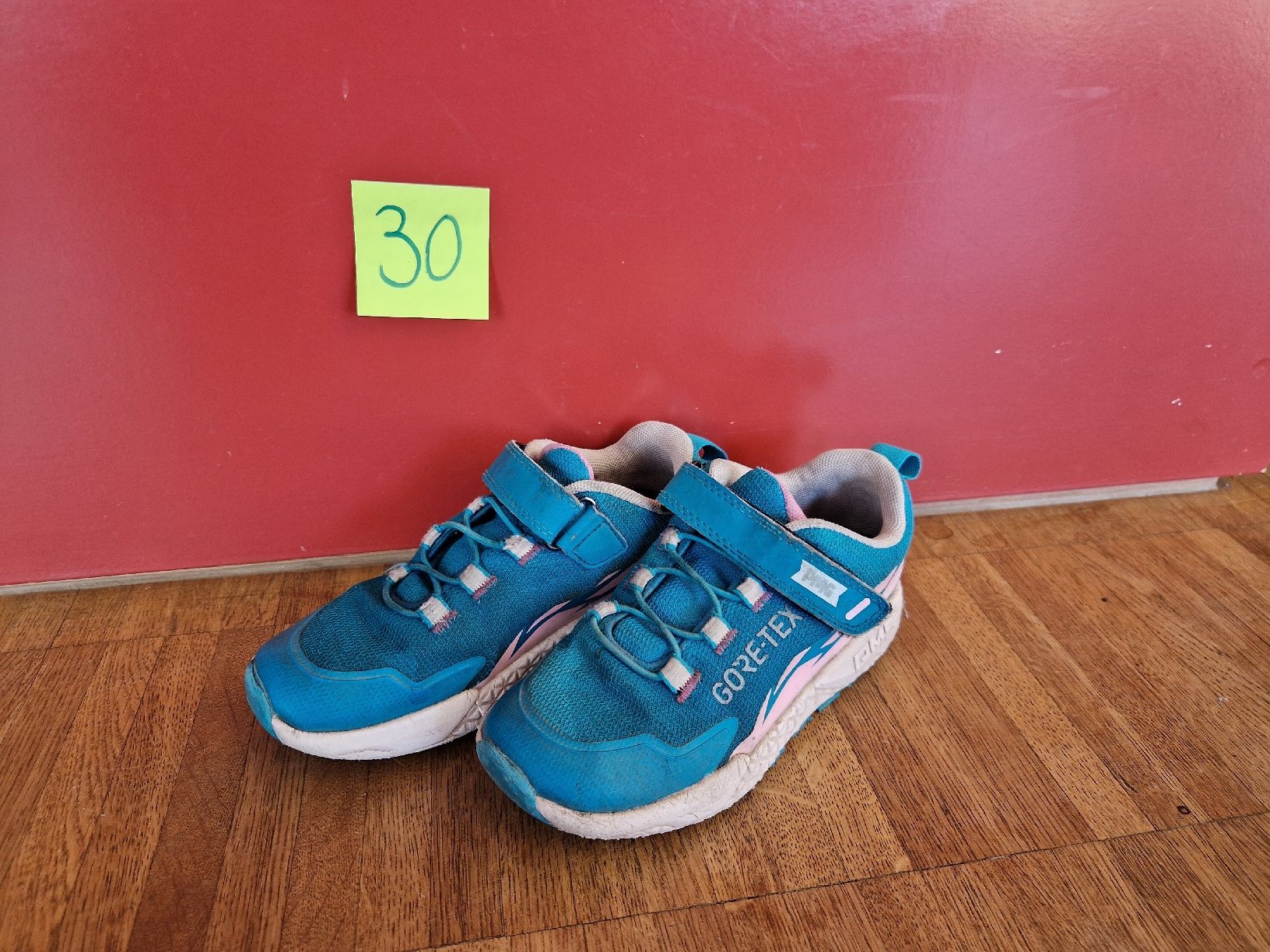 Primigi Scarpe per ragazze: Turnschuhe Gr 30 – Usato da Zug venduto da snussbaumer