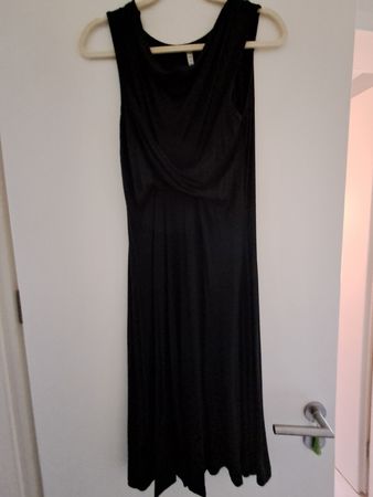 Robe noire Mysuro taille S, fluide et élégante, idéale été