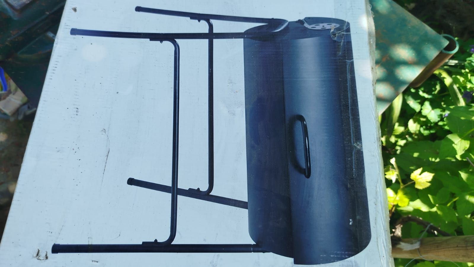 Griglie: Holzkohlengrill – Nuovo e nell'imballaggio originale da St. Gallen venduto da Hcap90