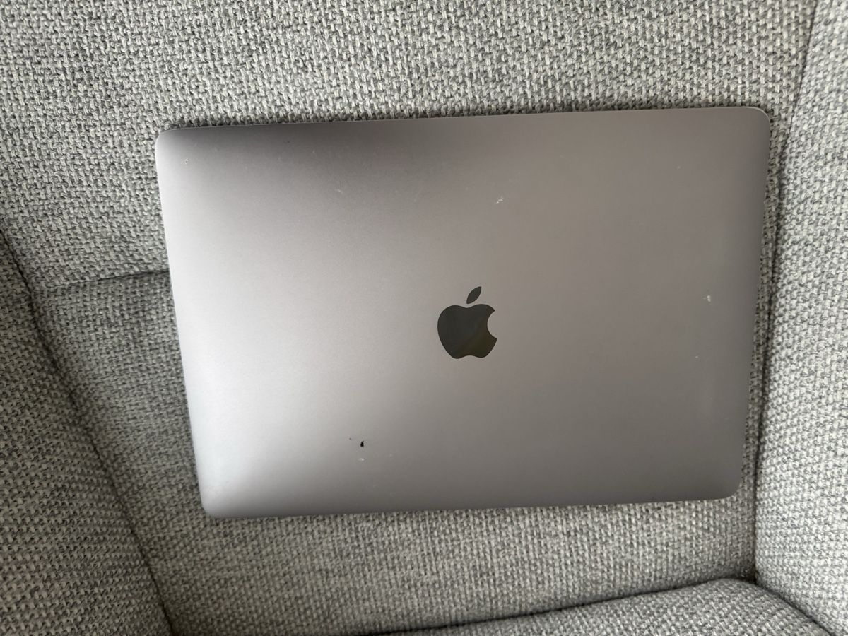 Apple Notebook: MacBook Air 2018 – Difettoso da Adliswil venduto da Busys 1