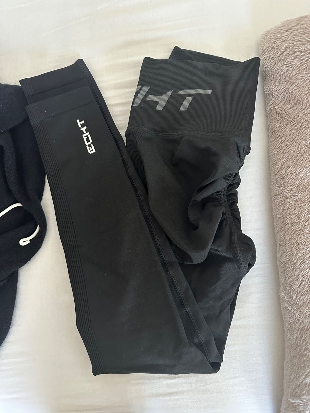 Leggings: ECHT Leggings – Nuovo (secondo la descrizione) da Konolfingen venduto da gle_nbf9