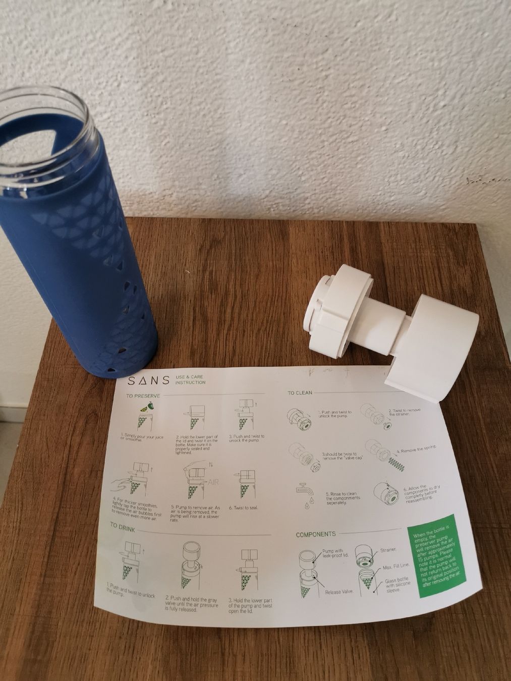 Altro in Stoviglie & Bicchieri: SANS Smoothieflasche mit Vakuumfunktion, neu – Nuovo (secondo la descrizione) da Bonaduz venduto da TheCahenzli 2