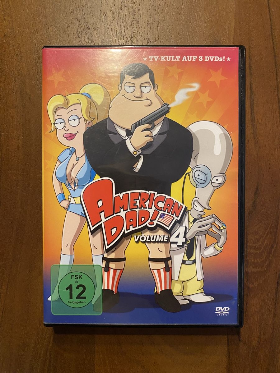 Tutti i DVDs: American Dad Volume 4 DVD – Usato da Thunstetten venduto da Virus_33