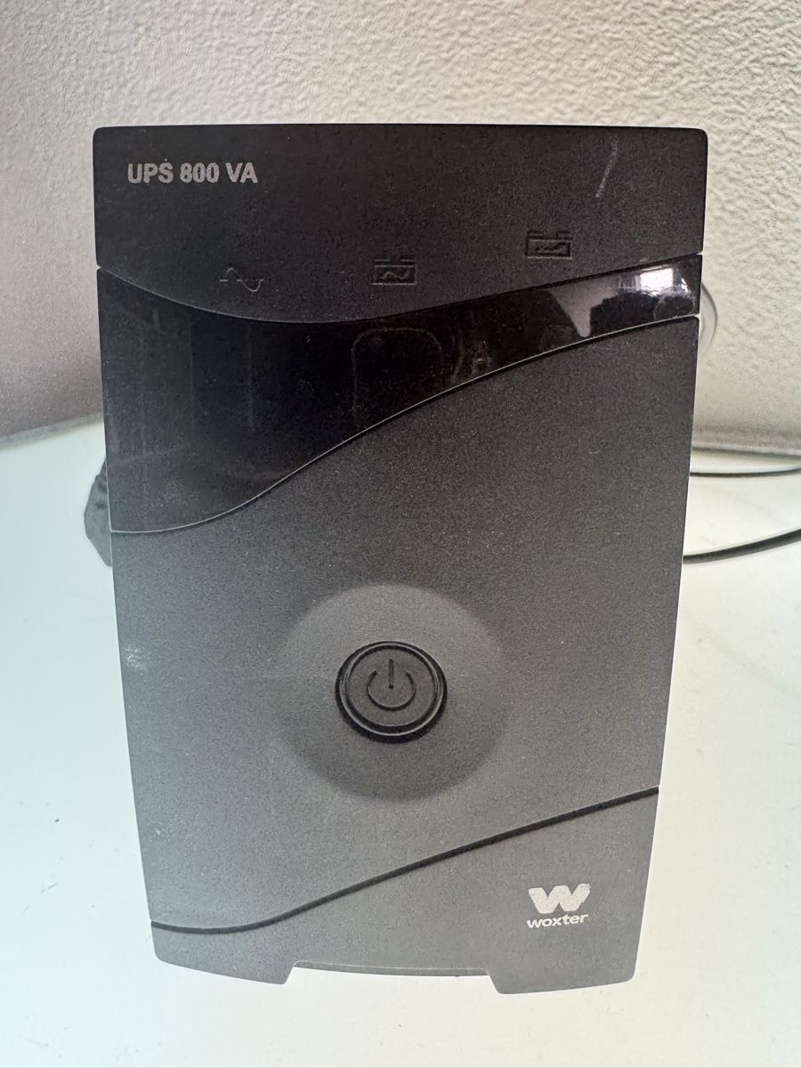 Batterie: UPS800 VA Woxter – Usato da Zürich venduto da mat_rw96