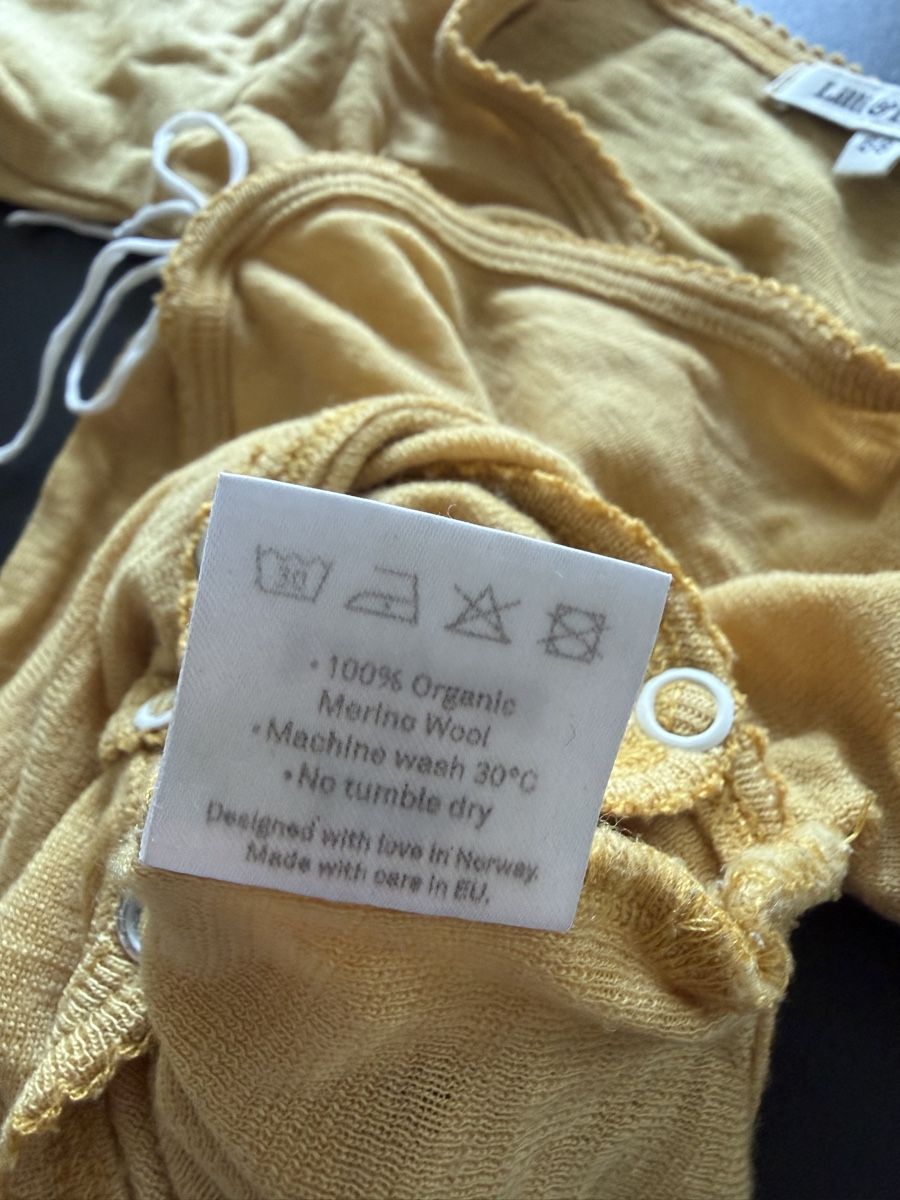 Camicie, Top & T-shirt: gelbes Merinowolle Body – Usato da Zürich venduto da schmickels 6