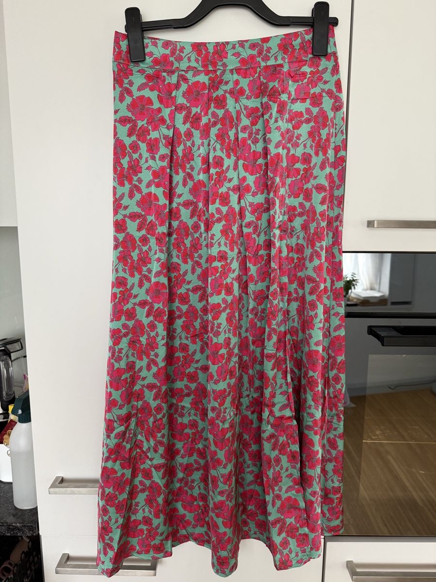 Gonne: Maxirock mit Blumenmuster, Grösse 38/M – Nuovo e nell'imballaggio originale da Zumikon venduto da ABrus01