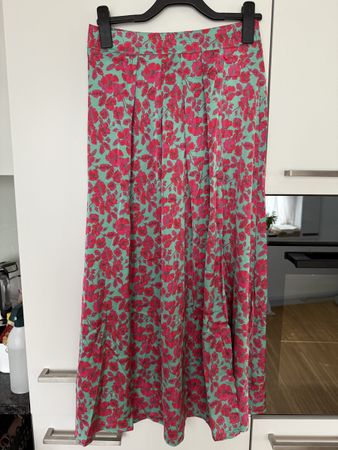 Maxirock mit Blumenmuster, Grösse 38/M