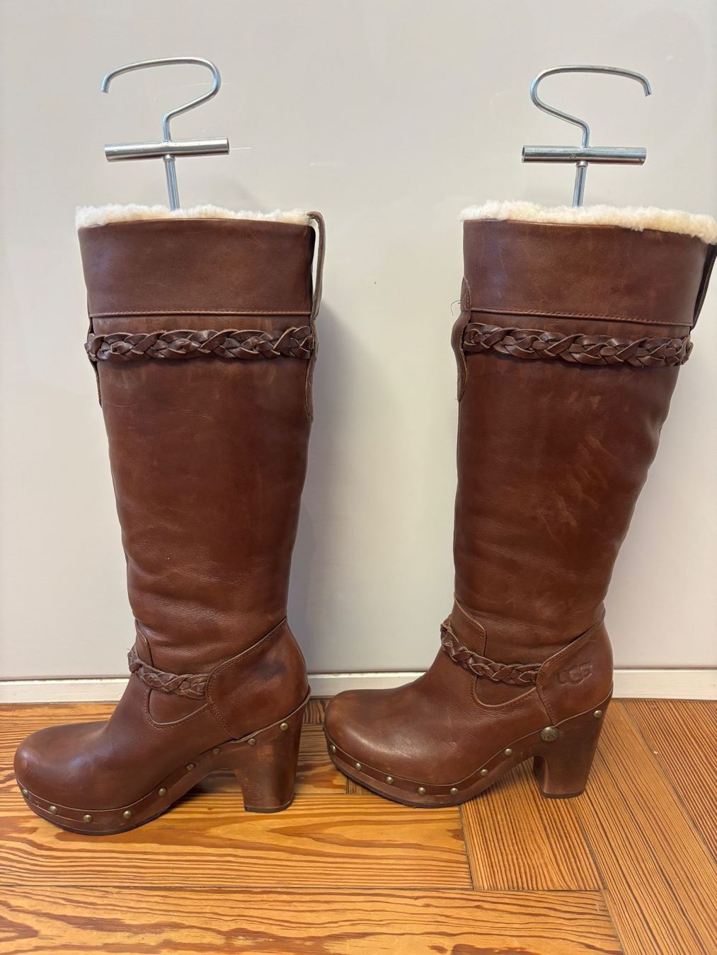 Ugg Scarpe da donna: Ugg Savanna Clog Boots Shearling / Leather EU 37 – Usato da Horgen venduto da uge_pd5p 2