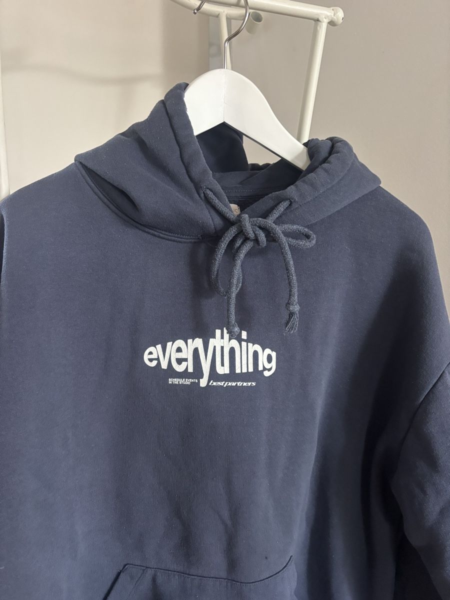 Pull&Bear Maglioni & Felpe: Pull&Bear oversized hoodie in blau mit Backprint – Usato da Basel venduto da AnninaD97 2