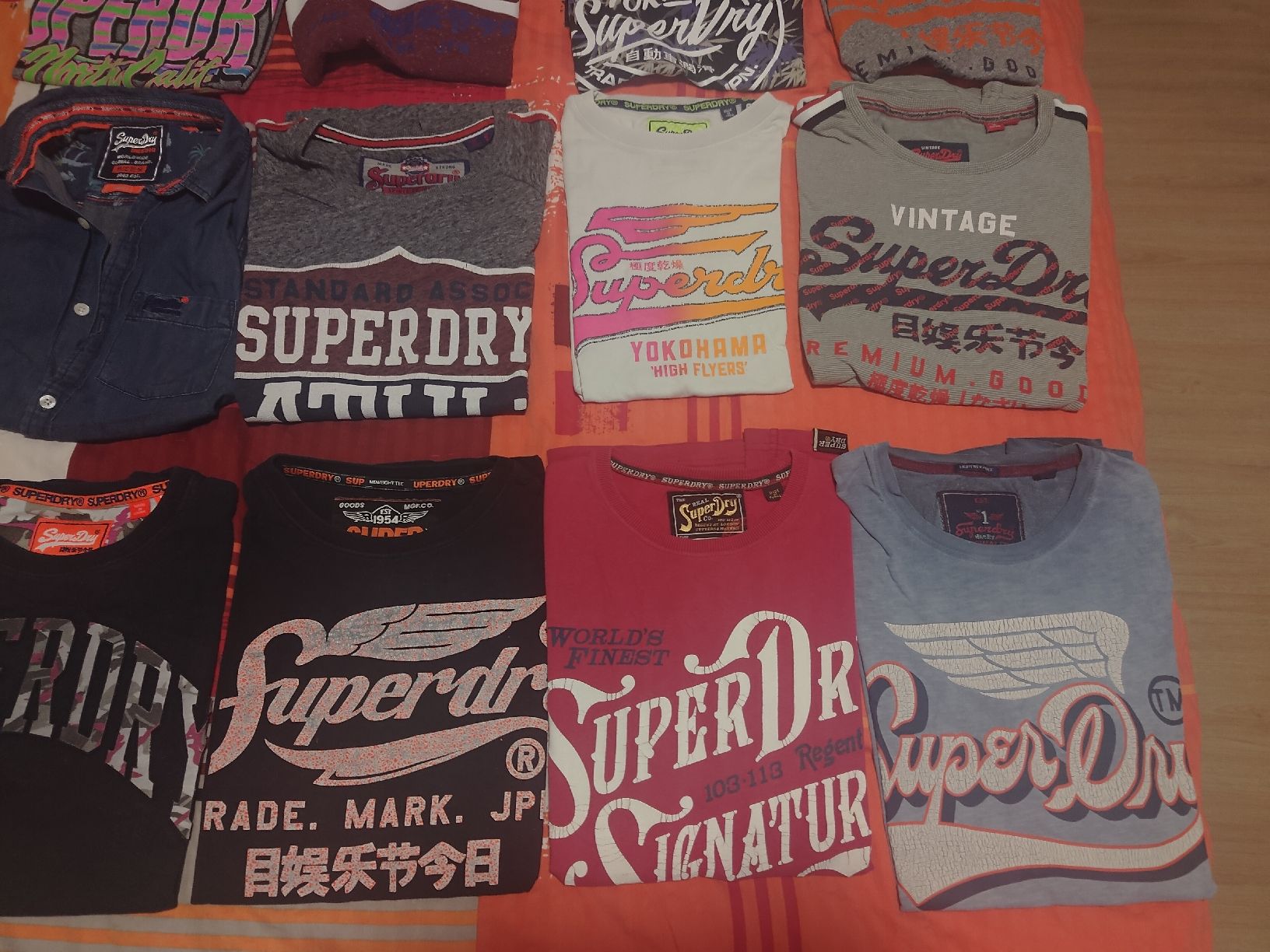 Superdry T-shirt: Lot T-Shirt Superdry taille S – Usato da Chavannes-de-Bogis venduto da Skyhawk3 2