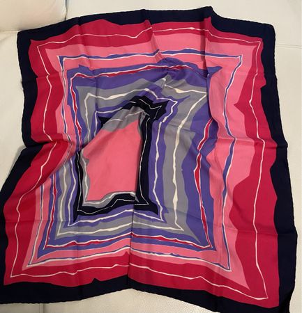 Seiden Foulard 🌸