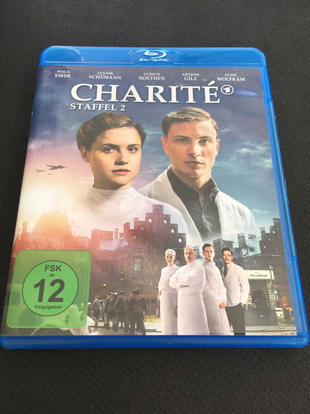 Tutti i DVDs: Charité (Staffel 2) [Blu-ray] – Usato da St.Gallen venduto da MedienJoe
