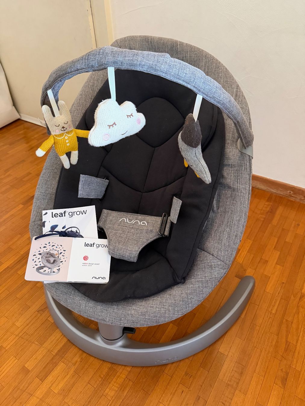 Nuna Sdraiette & Sdraiette a dondolo: Transat Nuna Leaf Grow, gris clair, comme neuf, bébé! – Usato da Genève venduto da jur_yz6p 1