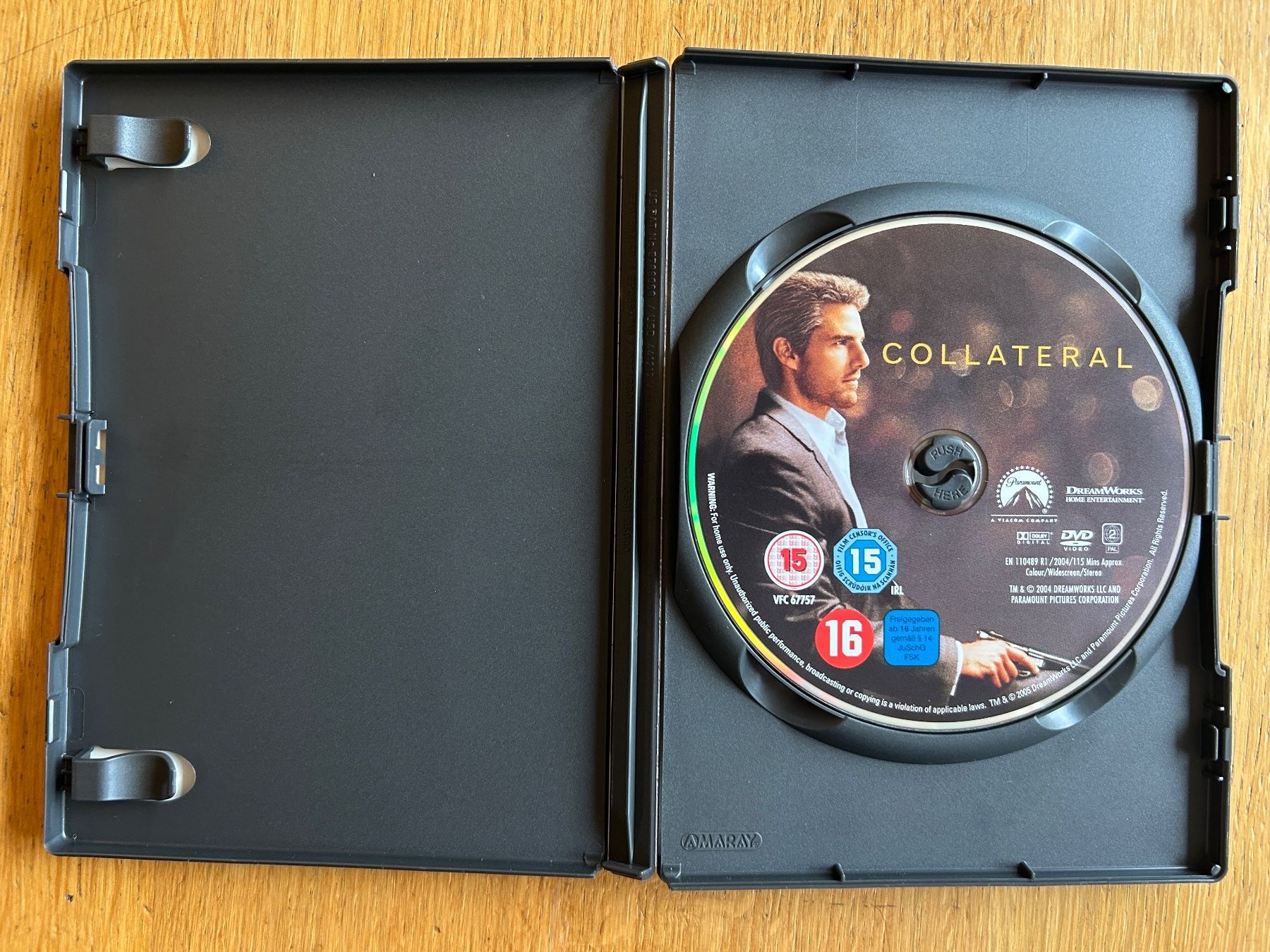 Tutti i DVDs: Collateral (Tom Cruise & Jamie Fox) – Usato da Urnäsch venduto da Winterzauber12 2