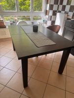 table à rallonge (IKEA, extensible à 204 cm)