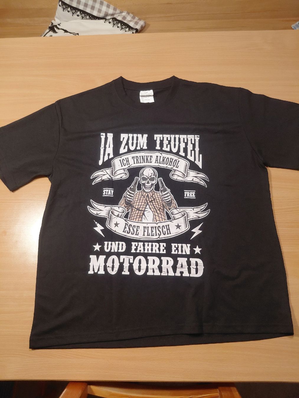 Cyclomoteurs: 2 Tshirt – Neuf avec emballage d'origine à Bütschwil par fredi1970